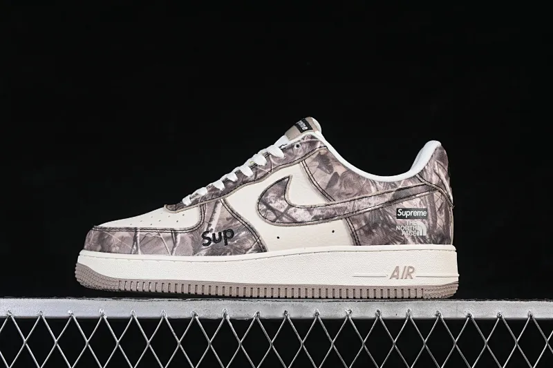 All categories Nk Air Force 1 Air Force series Nk Air Force 1 Low Air Force low-top Nike Air Force 1'07 Low Three-party joint deadwood Xunqiu Air Force 1 low-top casual sneakers DF0188-125